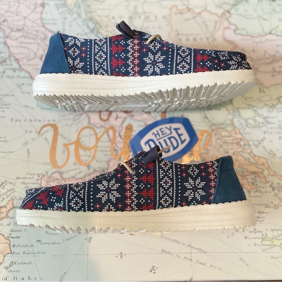 HeyDude Wendy Winter Sweater Patterned Slip-On Shoes w/ Blue and Red Accents W7 - Picture 7 of 16